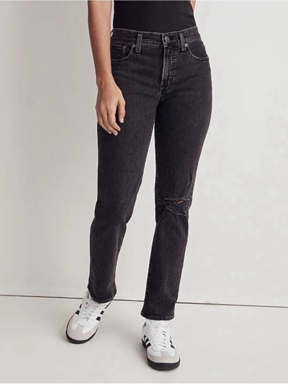 Madewell The Perfect Vintage Straight Jeans in Washed Black with Knee Rip